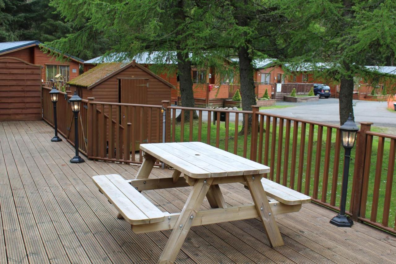 Lazy Days Lodge Glendevon Exterior photo